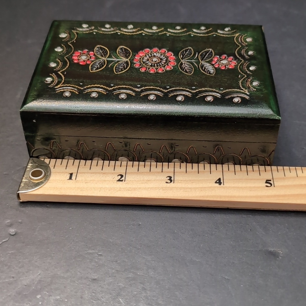Handcrafted Green Floral Decorative Wooden Box - Picture 8 of 10